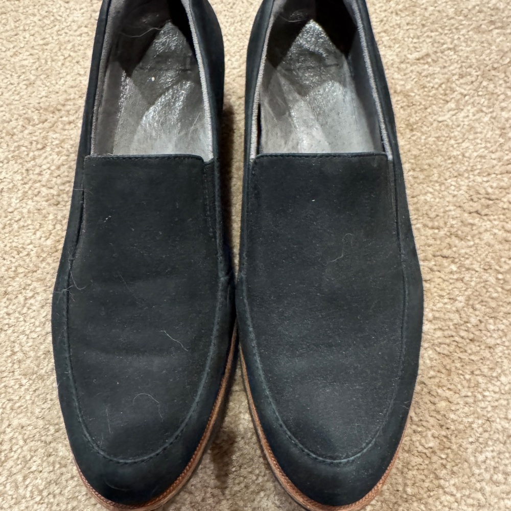 Earth Zurich Bern Nubuck Loafers